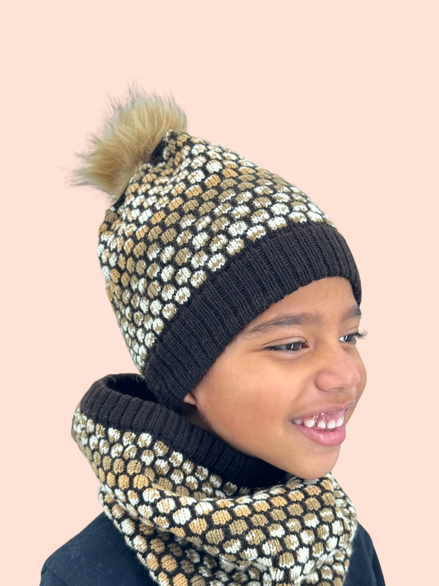 Kids knit hat and cowel set