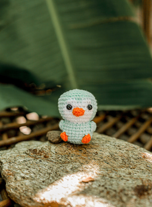 Duck Crochet Keychain Miniature amigurumi figurine for office desk decor, fidget sensory toy, unique gift for car dashboard . kawaii pocket  hug