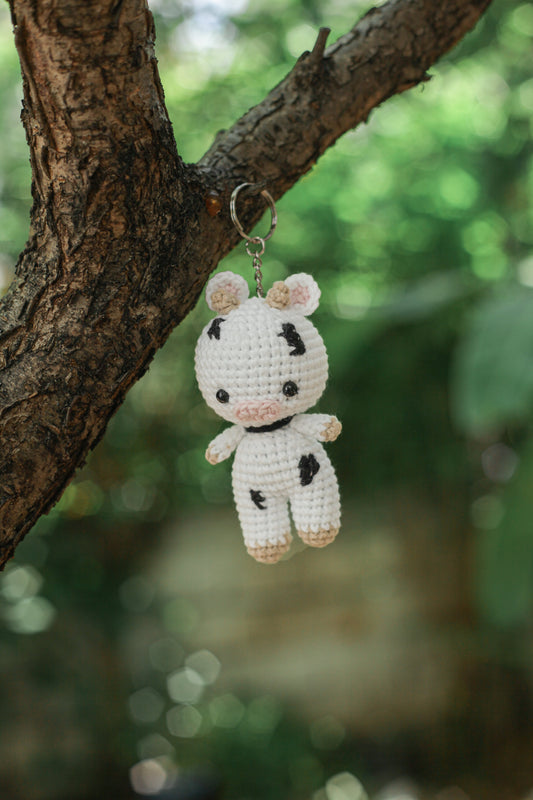 Cow Key Ring : Amigurumi piggy keychain, piggy amigurumi keychain, crochet keychain, pig amigurumi, cute pig keychain, handmade pig doll, crochet pig