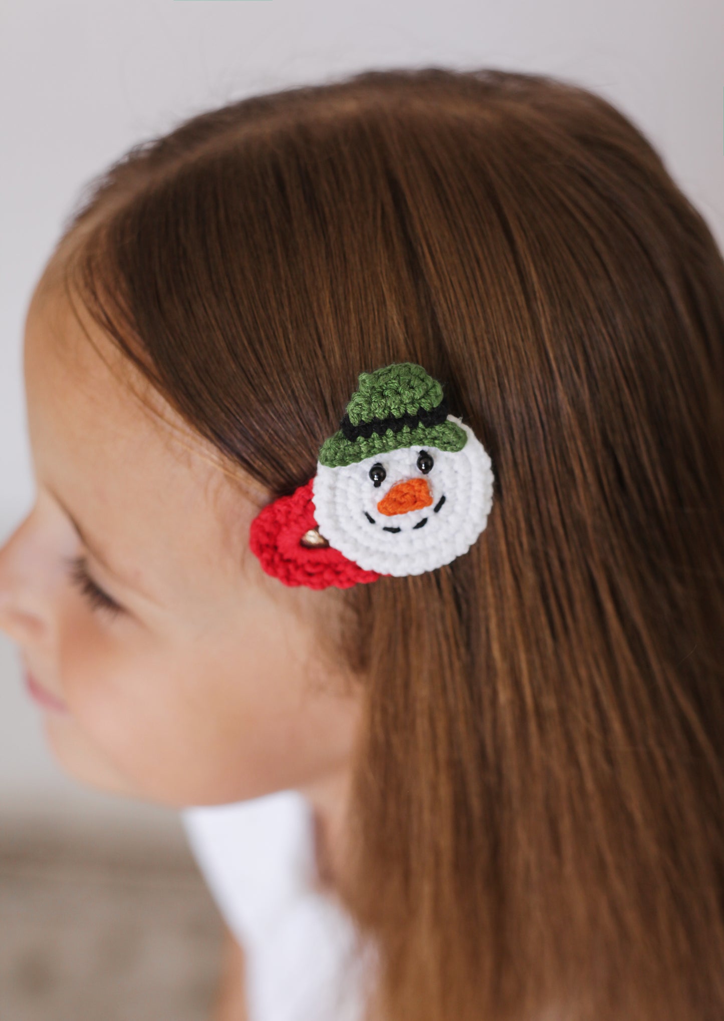 Christmas Trendy Girls' Gifts : Crochet Hair Clips . Accessories for Teens, Granddaughters, Newborn Girl Outfits, with Embroidery Designs