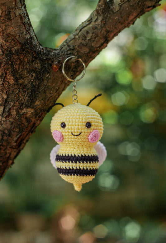 Bee  Key Ring : Amigurumi Bee keychain,  bag accessory , pet lovers keychain, memorial keyring, cute animal keychain