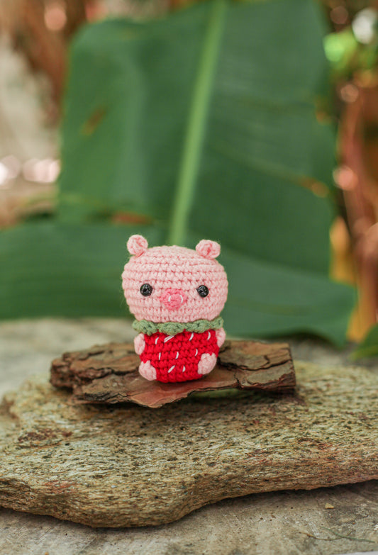 Ladybug pig Crochet Mini Doll Keychain