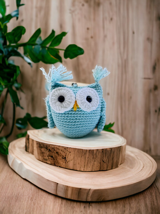 Owl crochet keychain