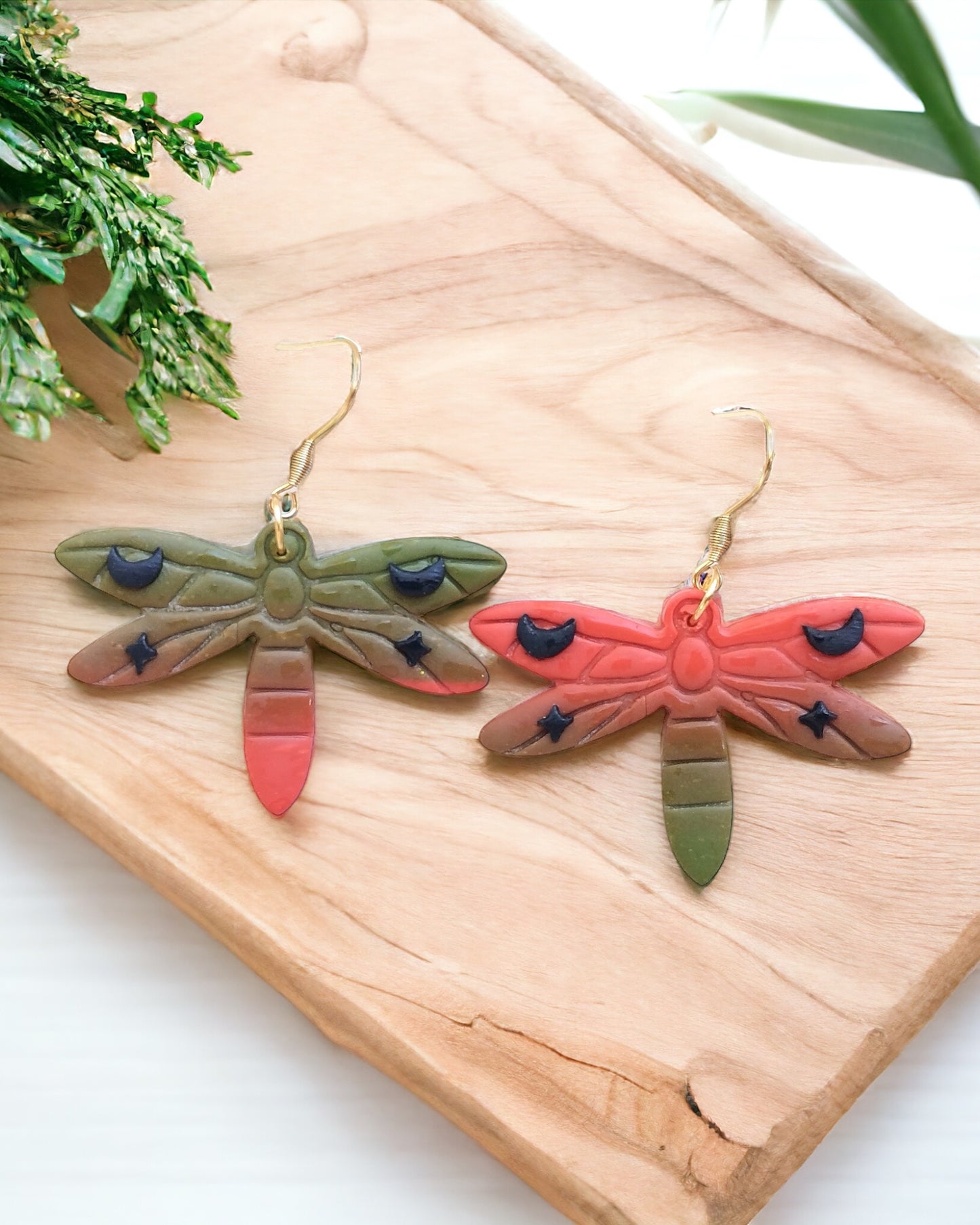 Dragonfly polymer clay earrings cute minimalist nature girls earrings, birthday gift for best friend, Christmas gift or stocking stuffer for her