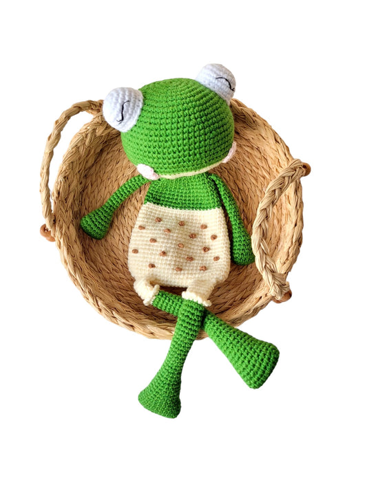 security lovey knit frog, comfort cute  hand made frog, perfect gift for a frog lover, normal or posable frog, green cute froggy